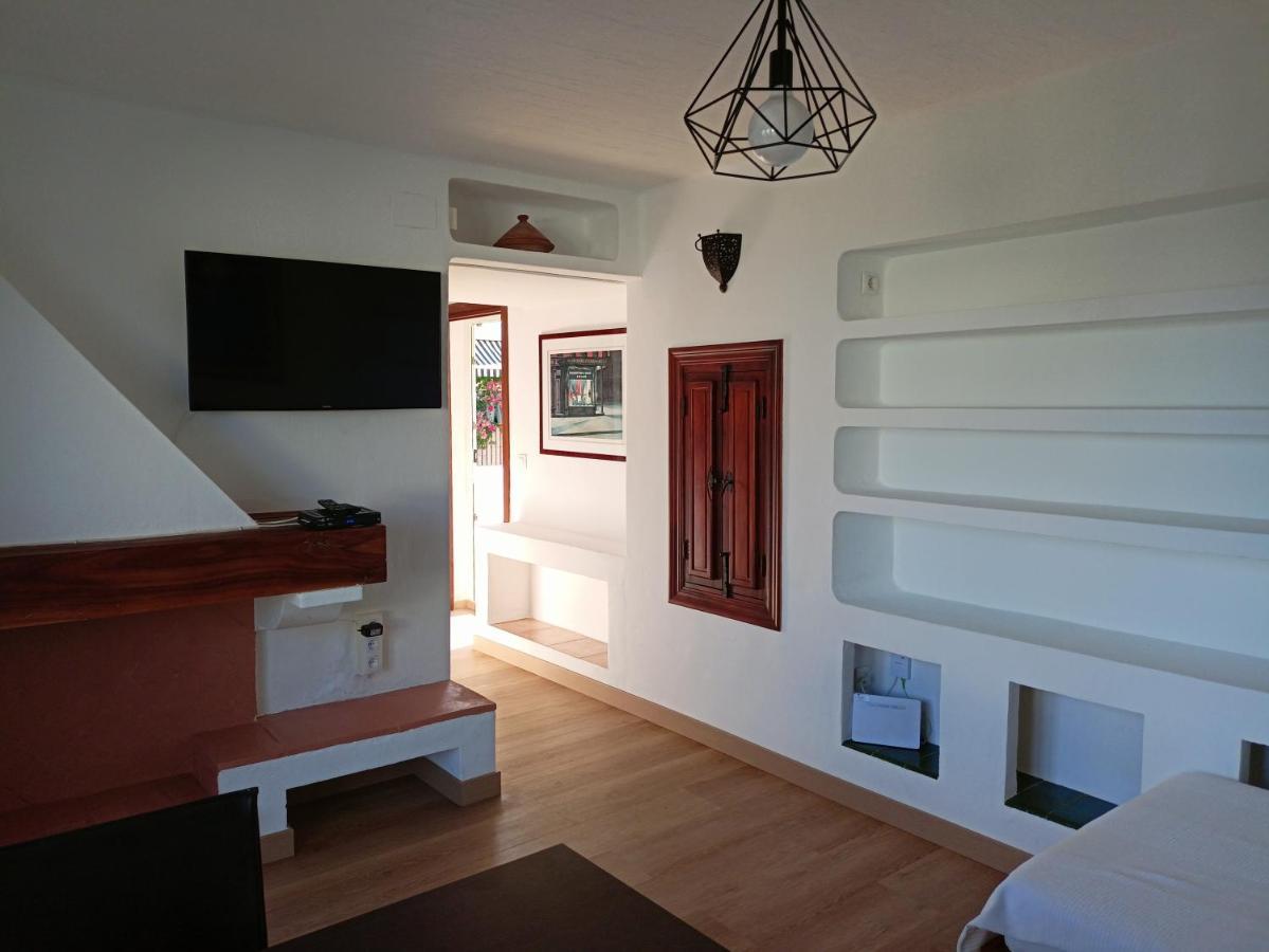 Pura Vida Apartment ตอร์เรโมลิโนส ภายนอก รูปภาพ